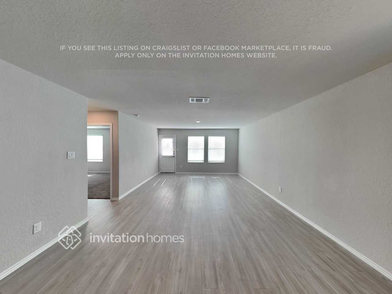 144 Hollywood Dr - Photo 5 of 20