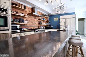 featured image of 2005 N Mascher St Unit A #A