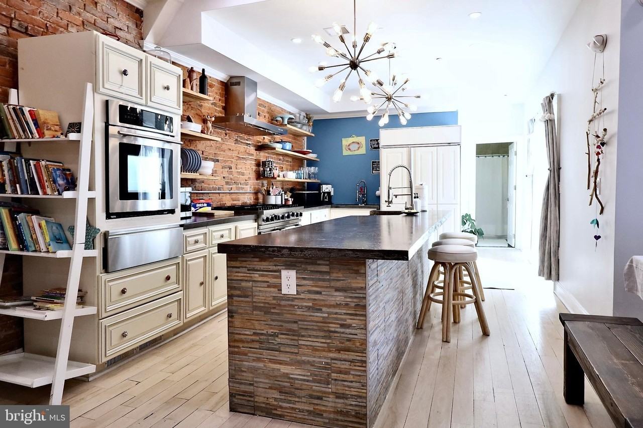 2005 Mascher Street #A - Photo 6 of 42