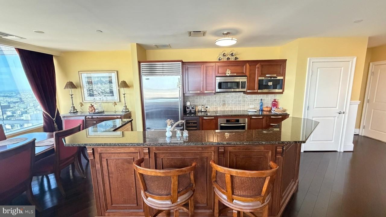 50 S 16th St Unit 4506 #4506 - Photo 6 of 30