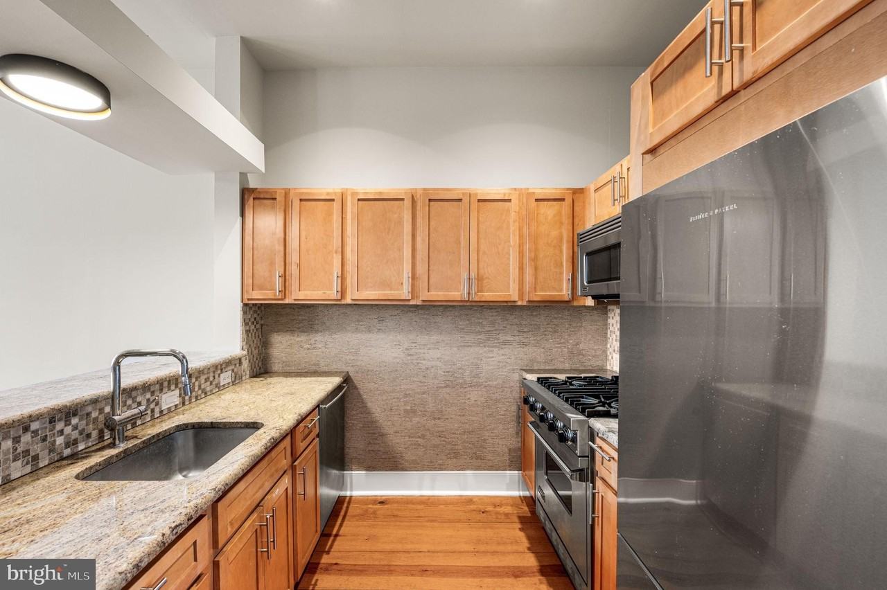 38 N Front St Apt 1f #1F - Photo 4 of 12