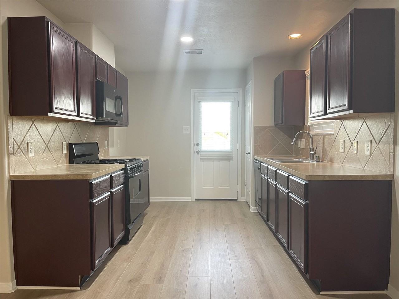 21527 Falvel Misty Dr - Photo 3 of 16