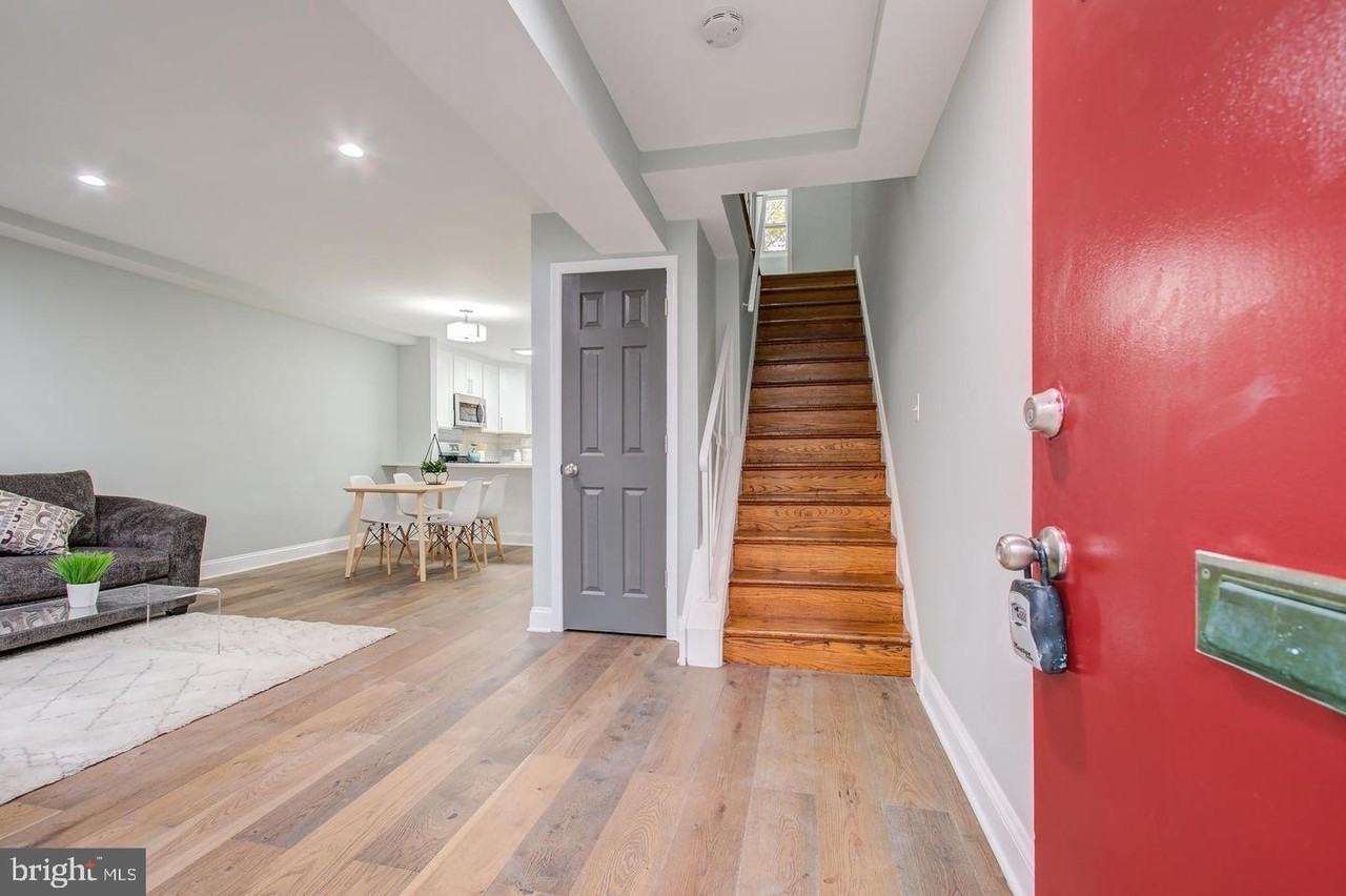 1626 Kenwood Avenue - Photo 3 of 31