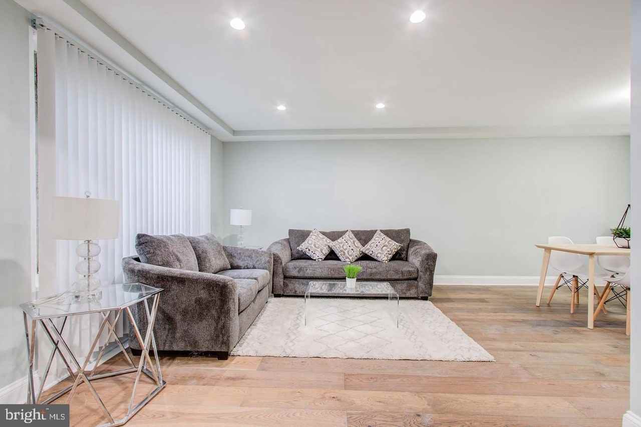 1626 Kenwood Avenue - Photo 4 of 31