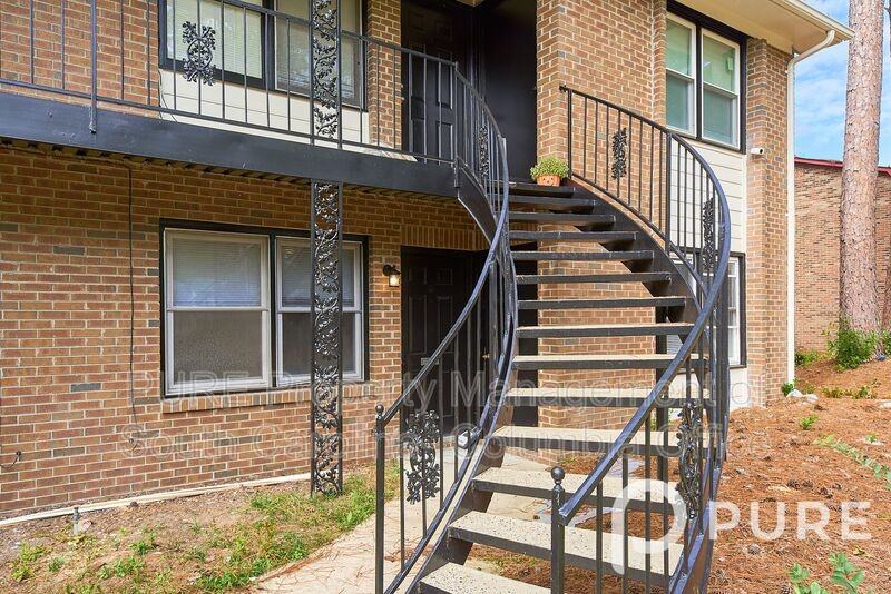 215 Windsor Point Road #B - Photo 2 of 23