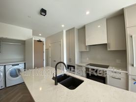 3200 Lakeshore Rd - Photo 1 of 1