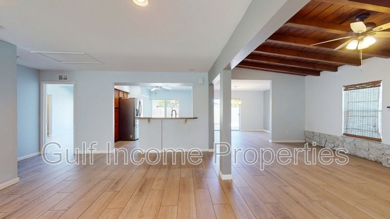 406 47th St Nw - Photo 5 of 31