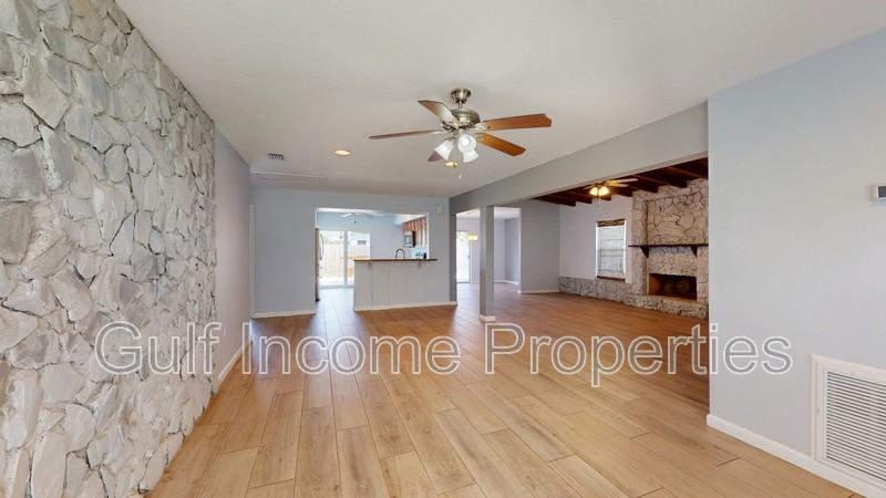 406 47th St Nw - Photo 7 of 31