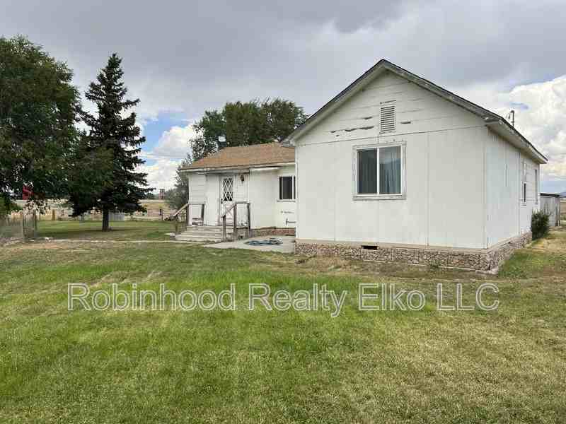 380 Moor Ave - Photo 6 of 30