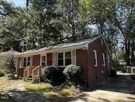 902 Meadow St S - Photo 1 of 1