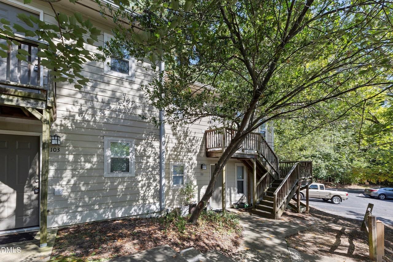 1513 East Franklin Street - Photo 5 of 25