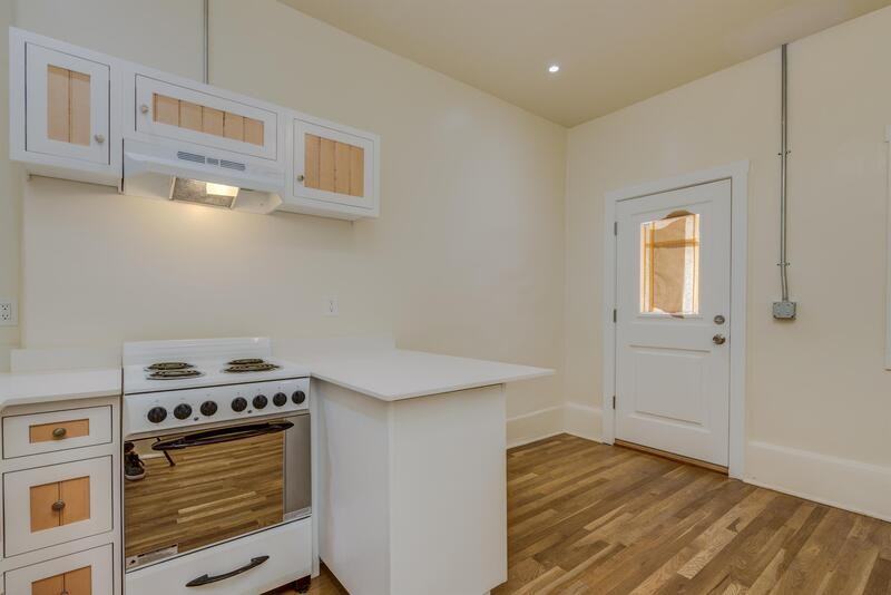 89 West Simpson Street - Photo 3 of 16