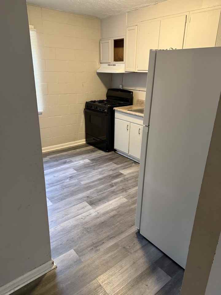 760 Illges Rd #08 - Photo 5 of 5