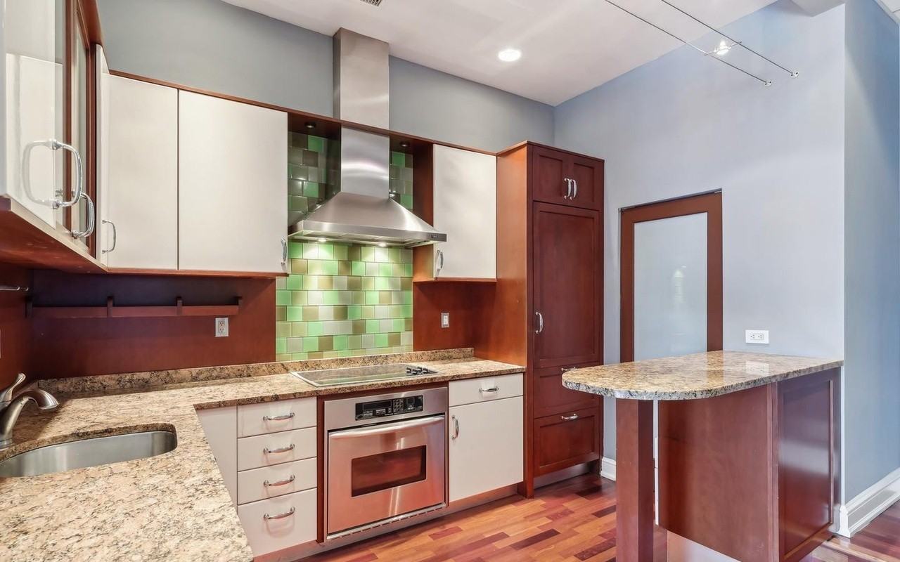 3 S Chris Columbus Blvd - Photo 3 of 18