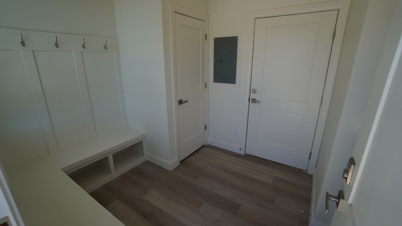 2925 S Highwayste #2 - Photo 2 of 30