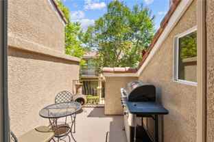 1043 S Saint Tropez Ave - Photo 1 of 1