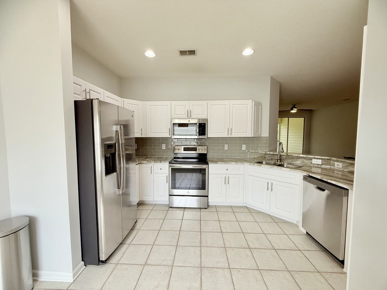 4427 Montrose Ln #G - Photo 7 of 27
