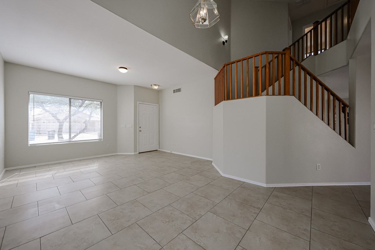 6234 Southgate Street - Photo 6 of 41