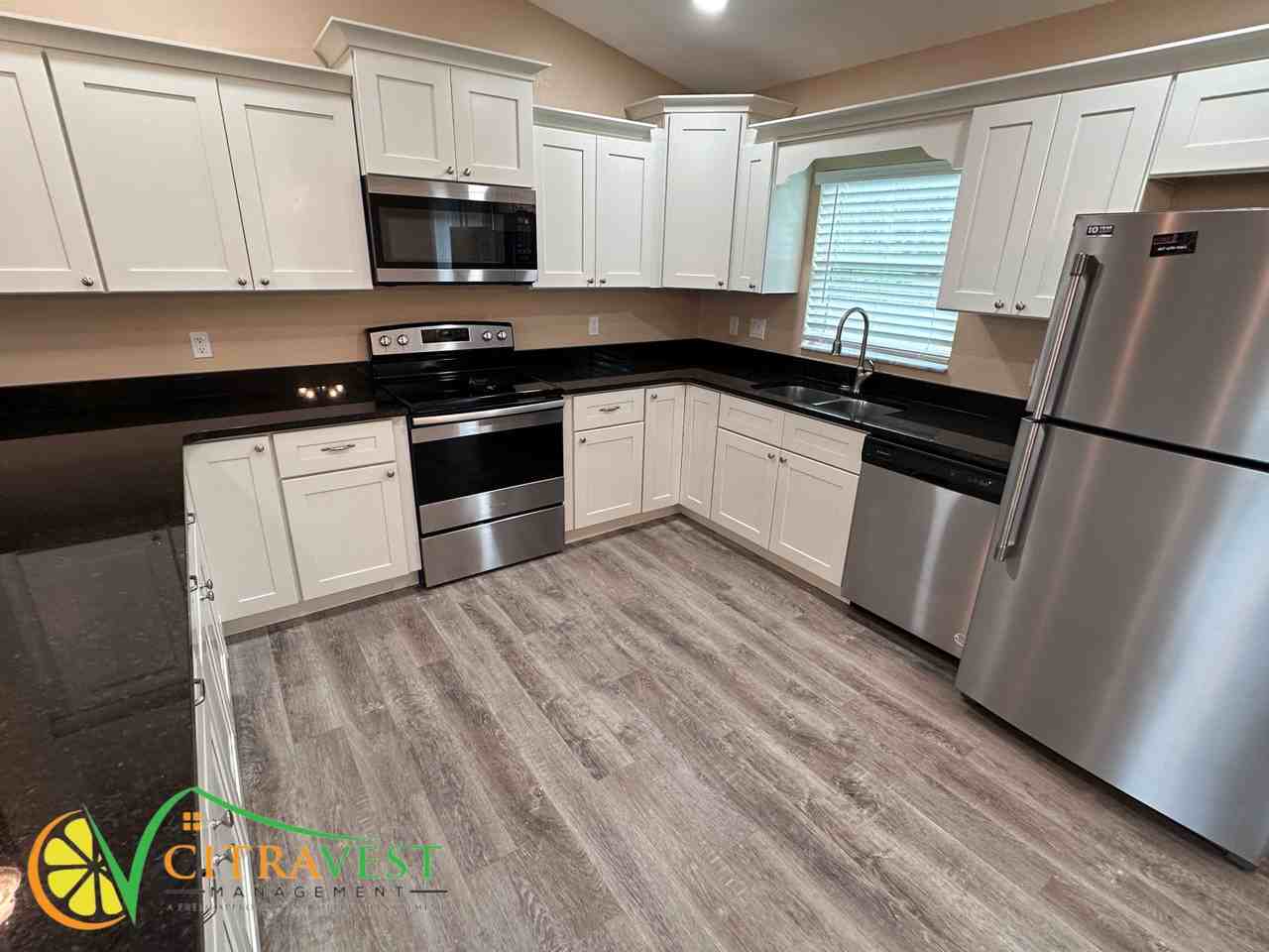 6726 N Sandborn Loop - Photo 4 of 14