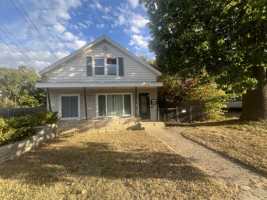 featured image of 714 E Apple Ave #1