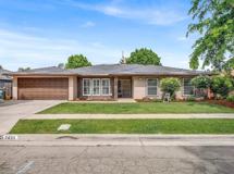 7433 N 5th St - Photo 1 of 1