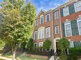 featured image of 12919 Benton Park Cir