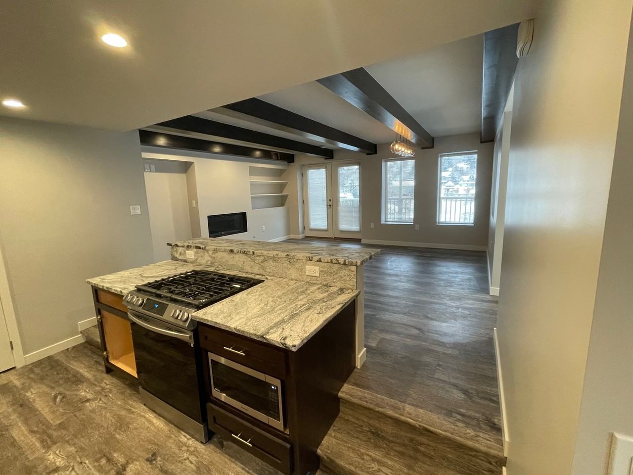 36 Washington Ave #D - Photo 2 of 9