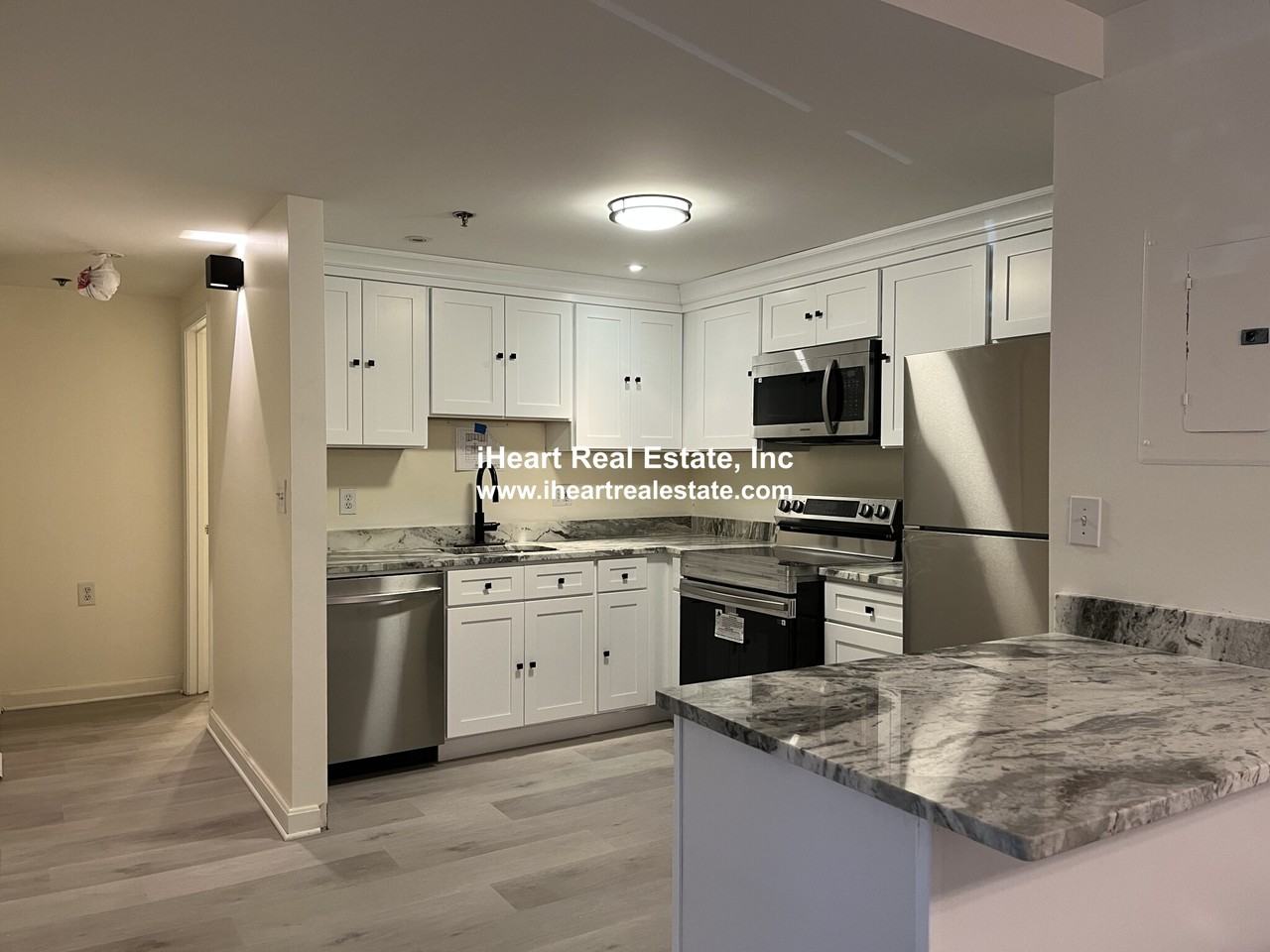 Washington St #103 - Photo 4 of 21