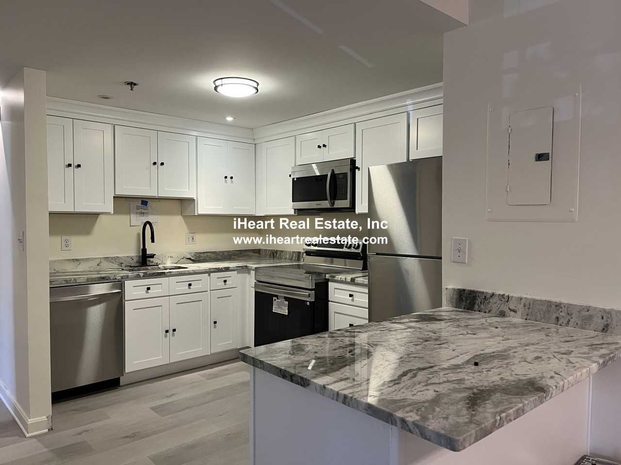 Washington St #103 - Photo 7 of 21