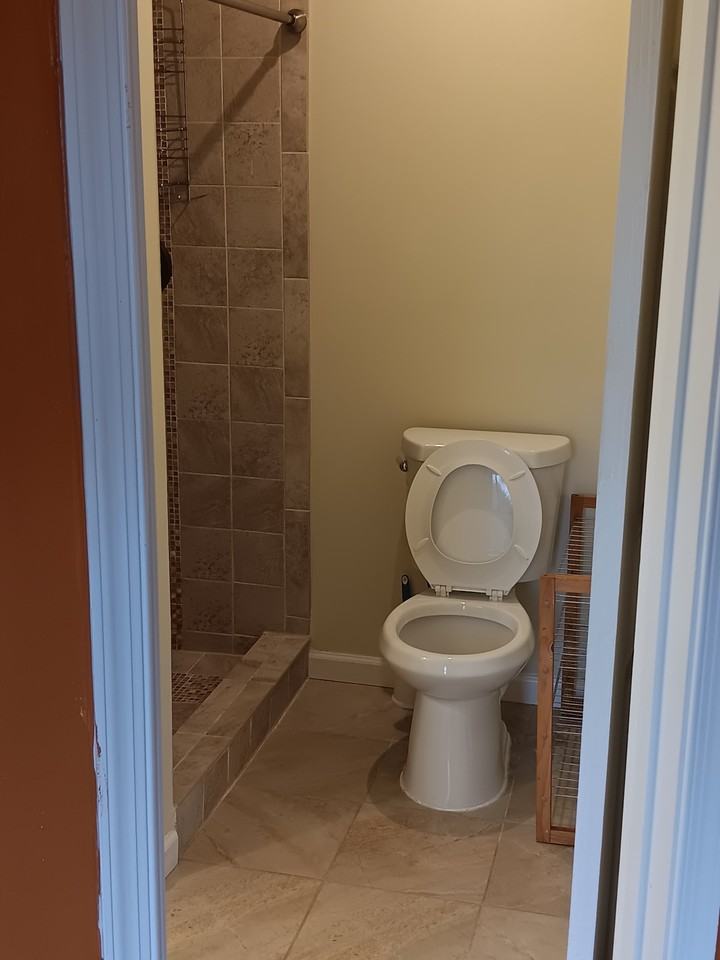 15739 Erwin Ct - Photo 5 of 6