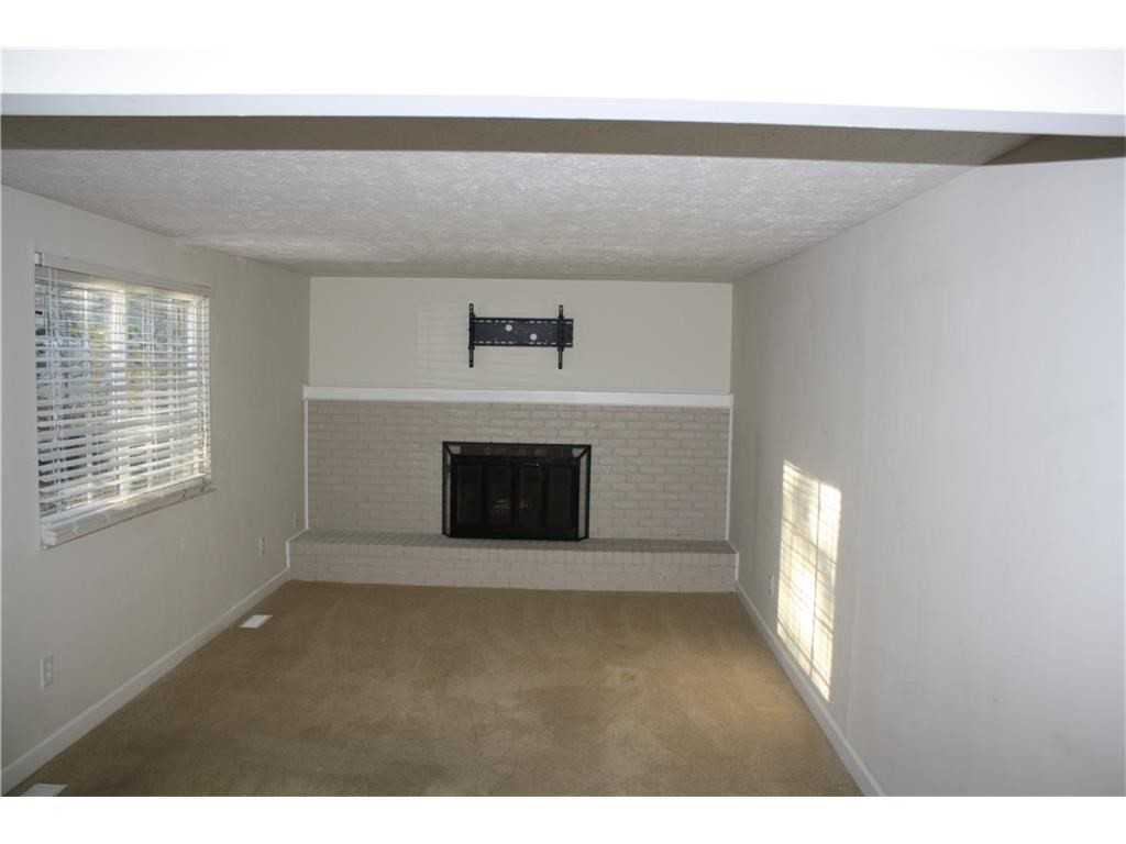 8927 Kasteel Way - Photo 3 of 20