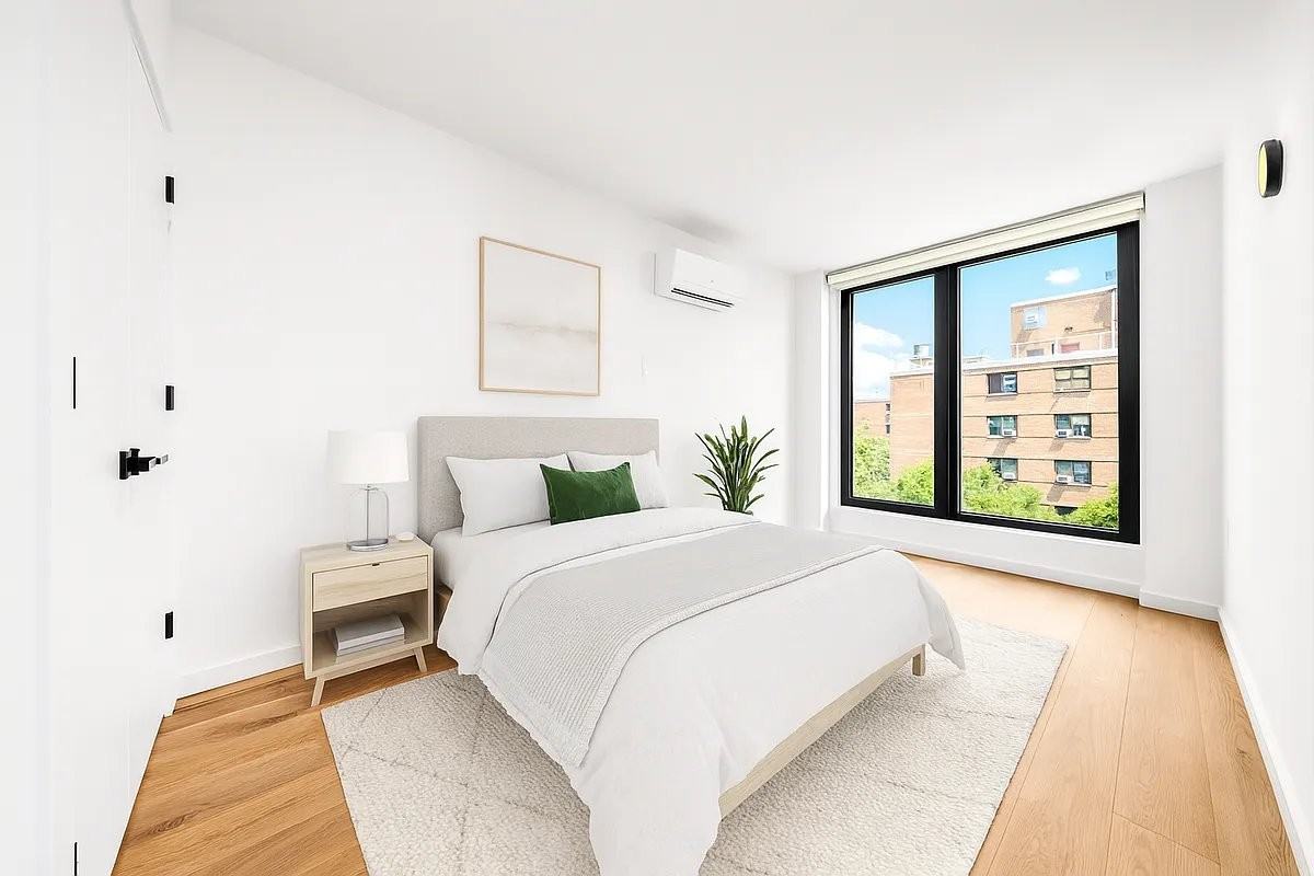 336 E 112th St #610 - Photo 5 of 9