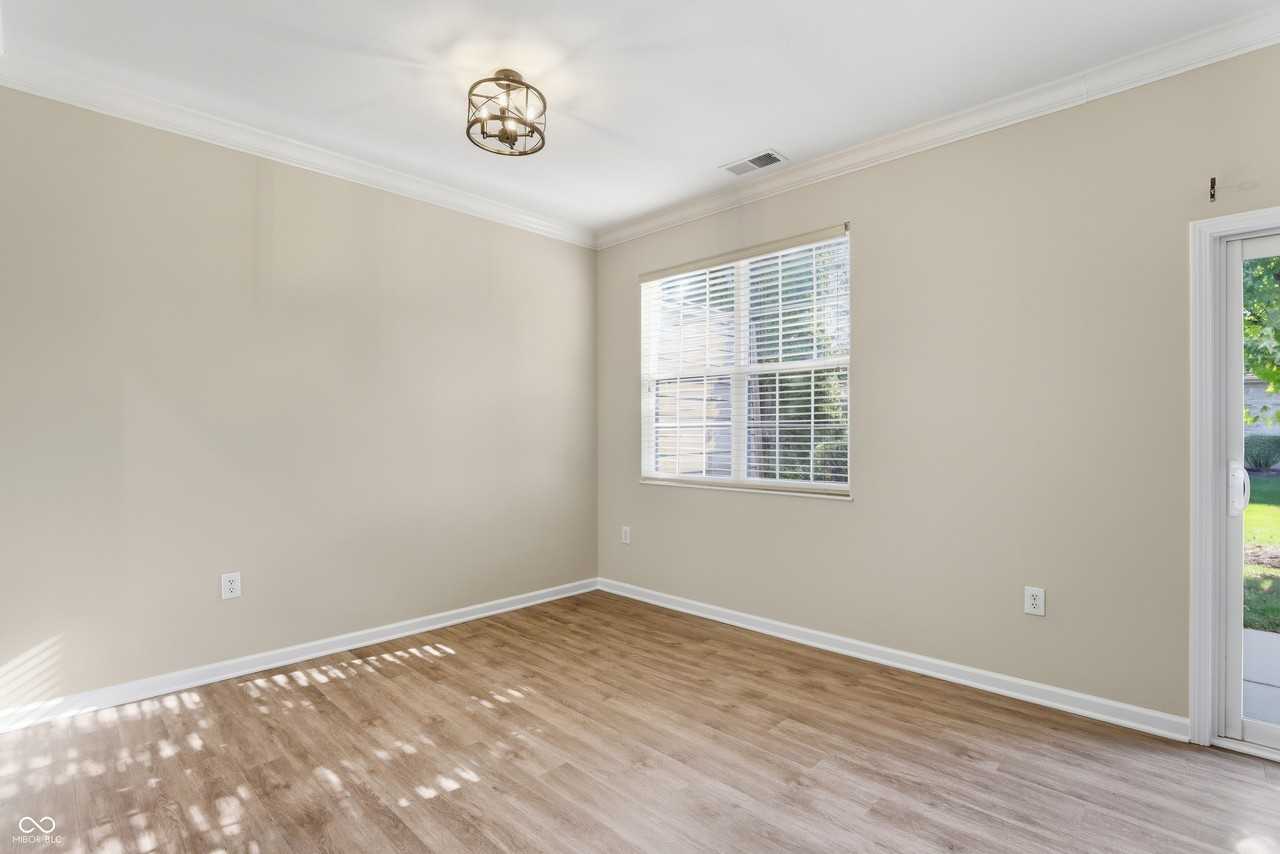 9201 Wadsworth Ct - Photo 5 of 17