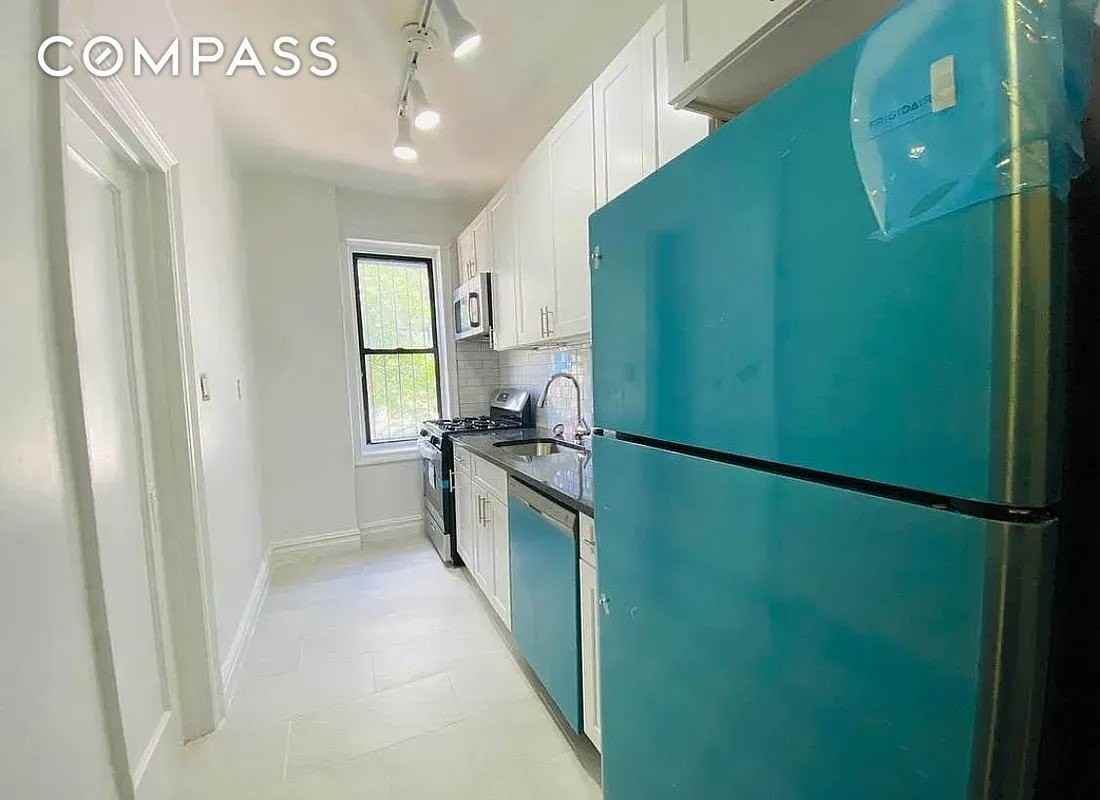 625 Caton Avenue #1A - Photo 4 of 16