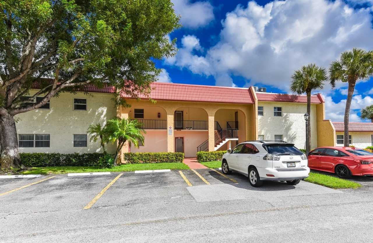 477 Lake Dora Drive - Photo 7 of 28