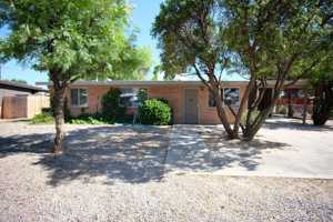 featured image of 4352 E La Cienega St