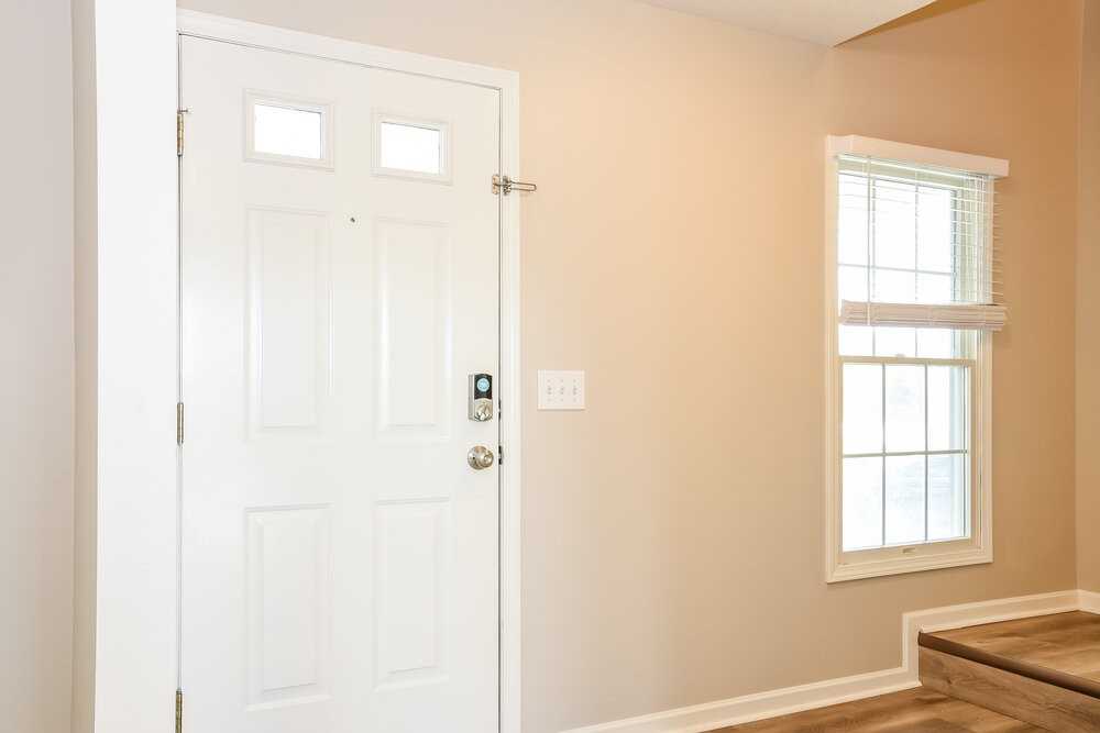 5347 Dietrich Ave - Photo 5 of 18