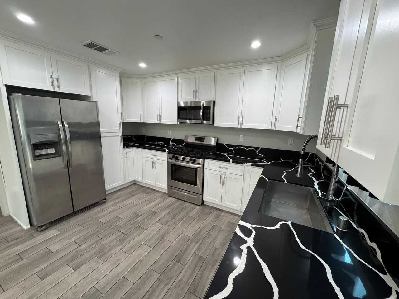 15745 Hayland Street - Photo 6 of 13