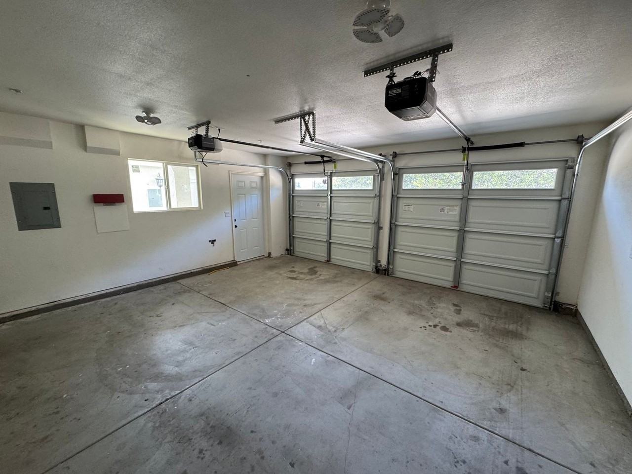 15745 Hayland Street - Photo 7 of 13