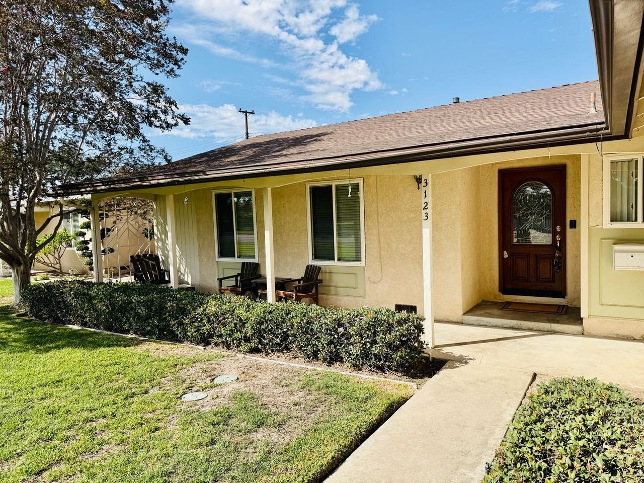 3123 W Teranimar Dr - Photo 2 of 22
