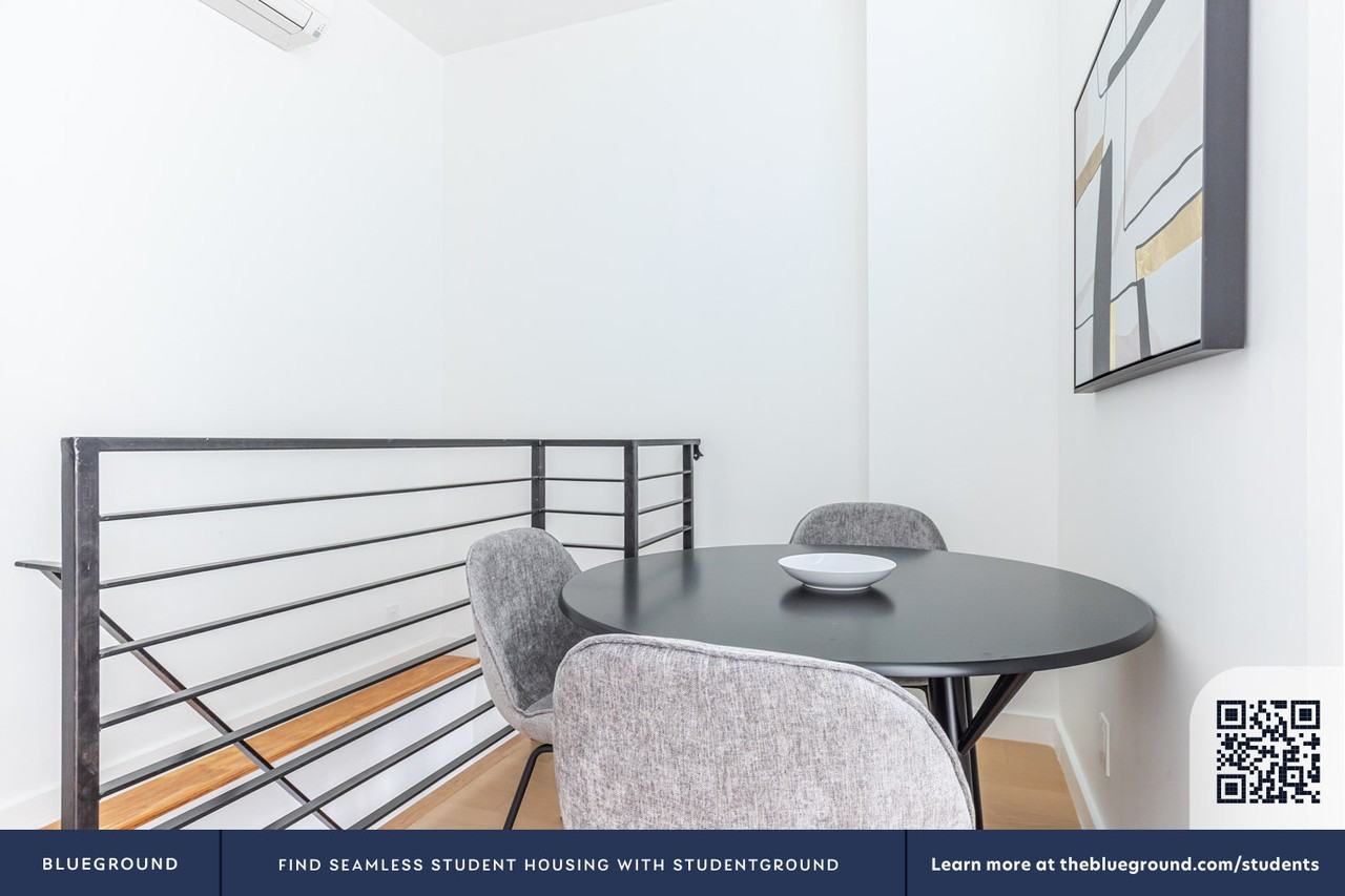 433 Wythe Ave #2082 - Photo 7 of 23