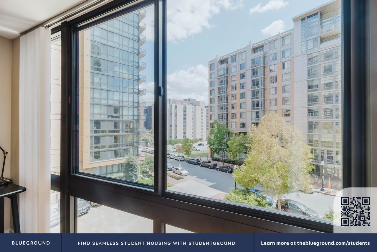 425 L Street Northwest #929 - Photo 7 of 31