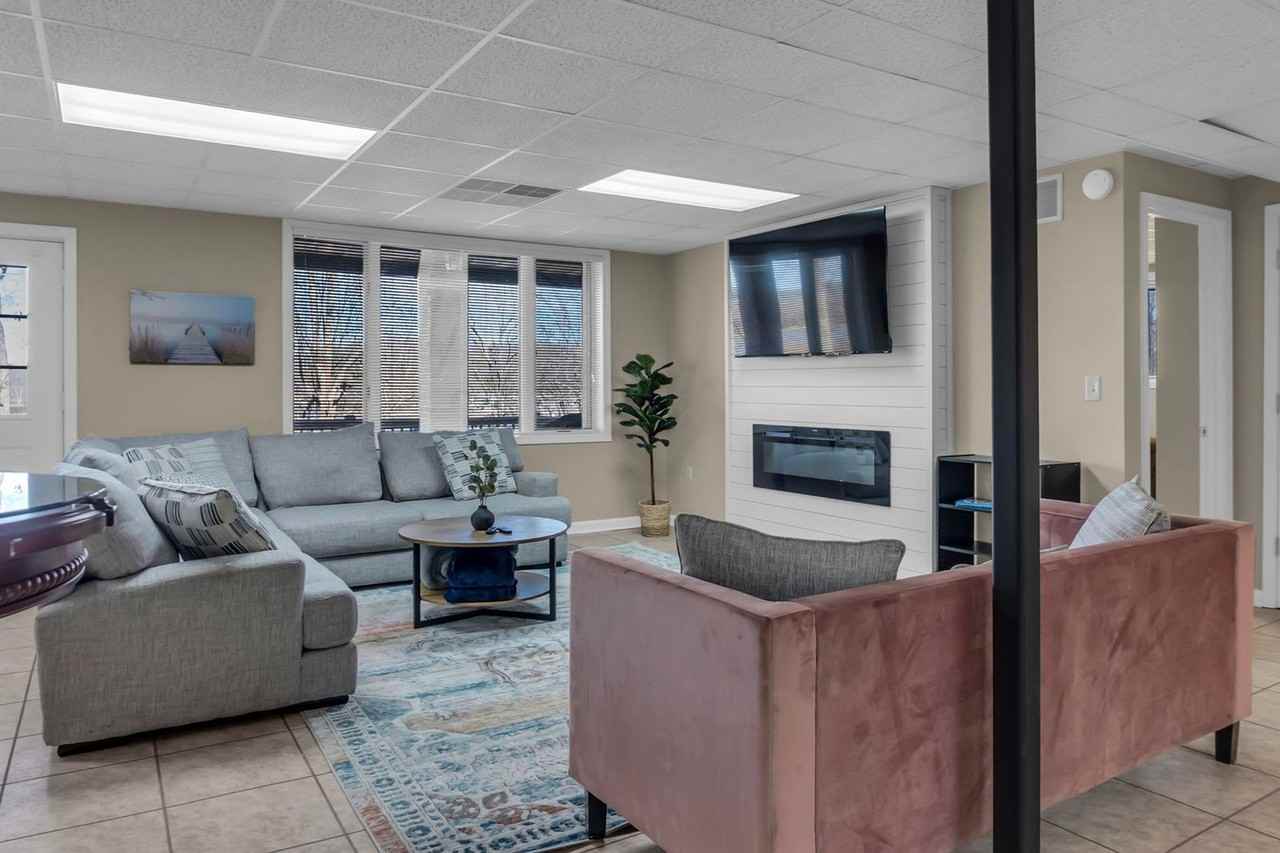 81 Beech Point Dr #1051757P - Photo 3 of 50