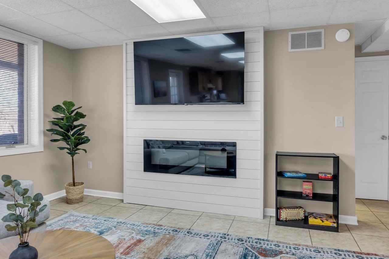 81 Beech Point Dr #1051757P - Photo 6 of 50