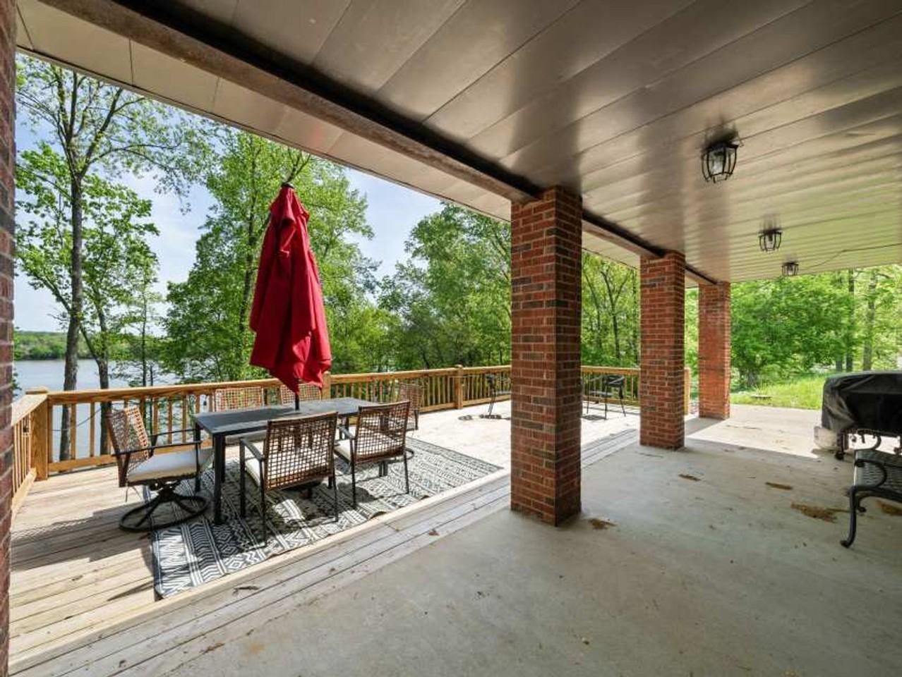 81 Beech Point Dr #1051757P - Photo 7 of 50