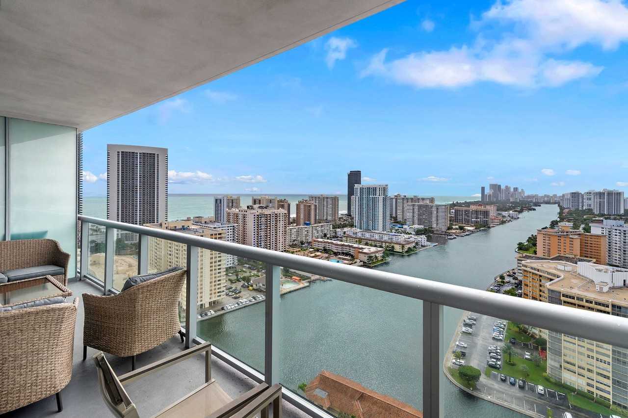 2602 E Hallandale Beach Blvd #1227510P - Photo 5 of 43