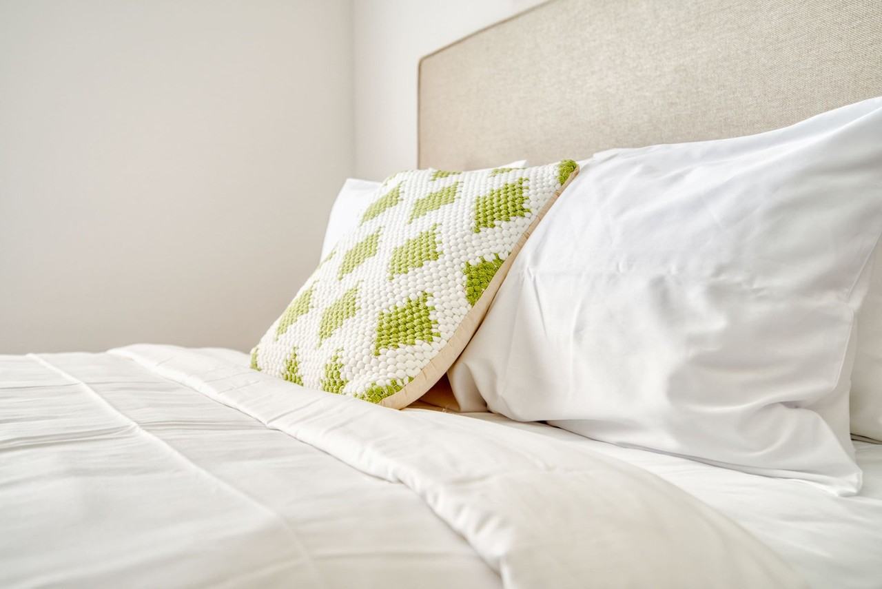 2548 Sw 13th St #1243569P - Photo 4 of 19