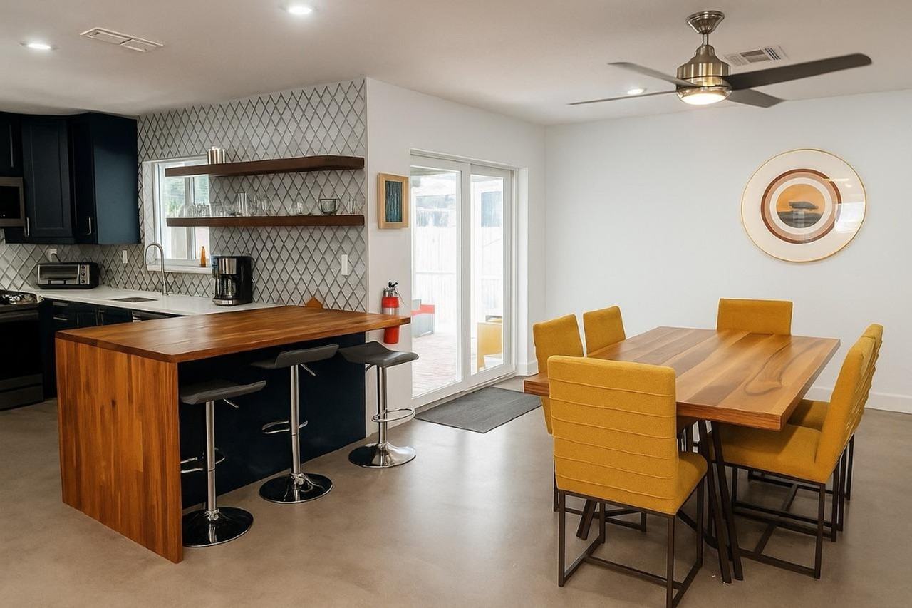 3530 Northeast 13th Avenue #1239382P - Photo 2 of 10