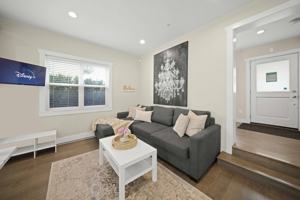 featured image of 3835 Dumfries St