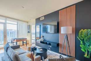 44 W Monroe St - Photo 1 of 1